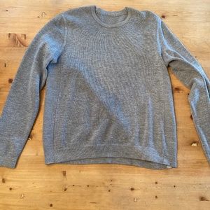 Lululemon Mens Large sweater